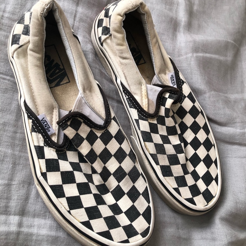 checkered vans